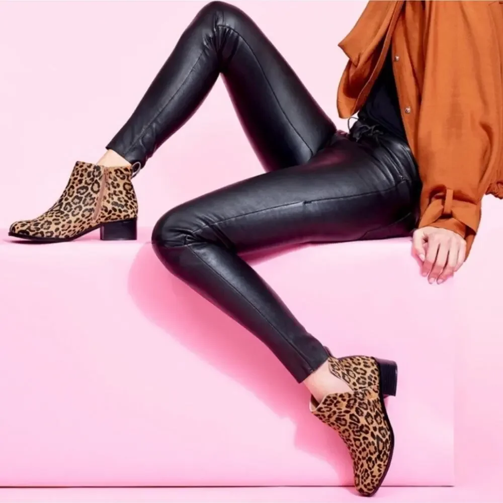Vionic Clara Leopard Ankle Boots EUC $170 Size 7     S3764